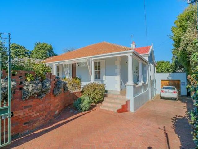3 Bedroom House in Rosebank