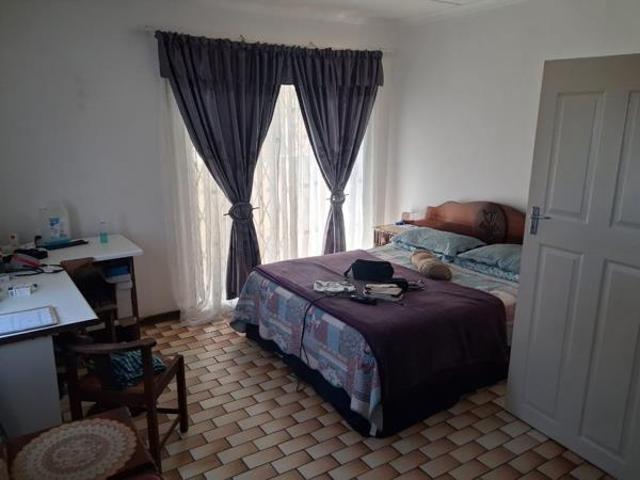 3 Bedroom House in Rosedale