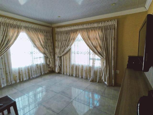 3 Bedroom House in Rosslyn