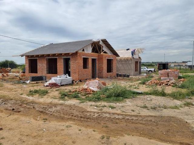 3 Bedroom House in Raceway