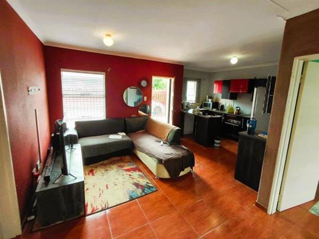 3 Bedroom House in Raceway