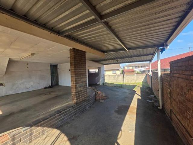 3 Bedroom House in Raisethorpe