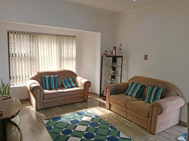 3 Bedroom House in Raisethorpe