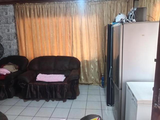 3 Bedroom House in Raisethorpe