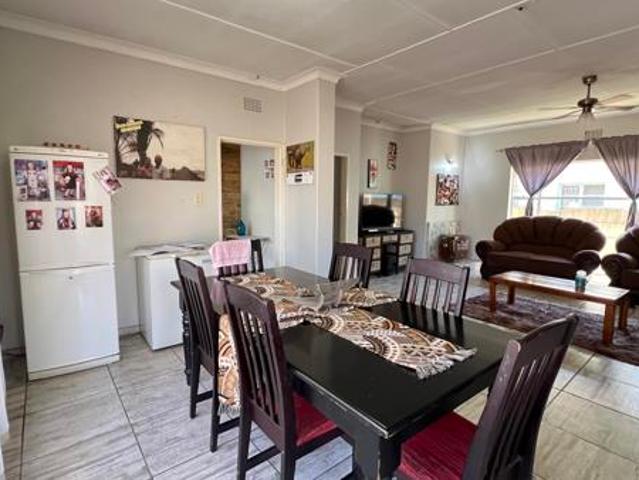 3 Bedroom House in Randgate