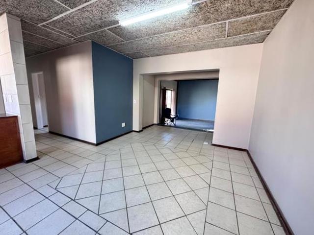 3 Bedroom House in Randlespark
