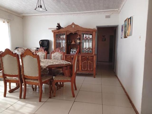 3 Bedroom House in Randlespark
