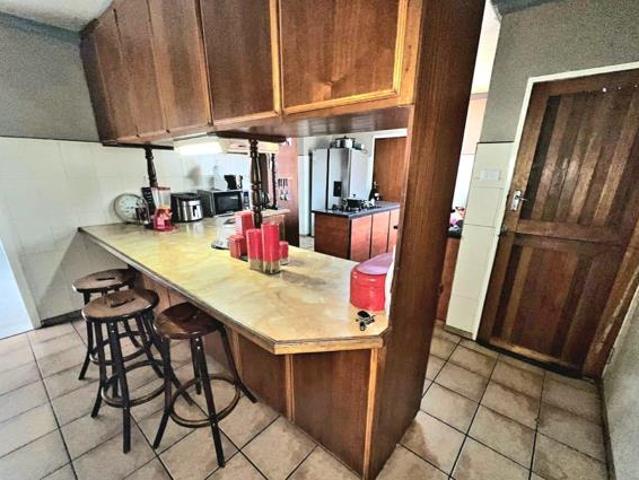 3 Bedroom House in Randlespark