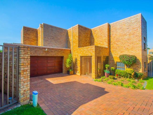 3 Bedroom House in Randpark Ridge