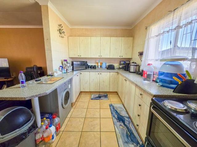 3 Bedroom House in Randpoort
