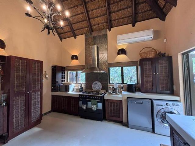 3 Bedroom House in Raptors View Wildlife Estate