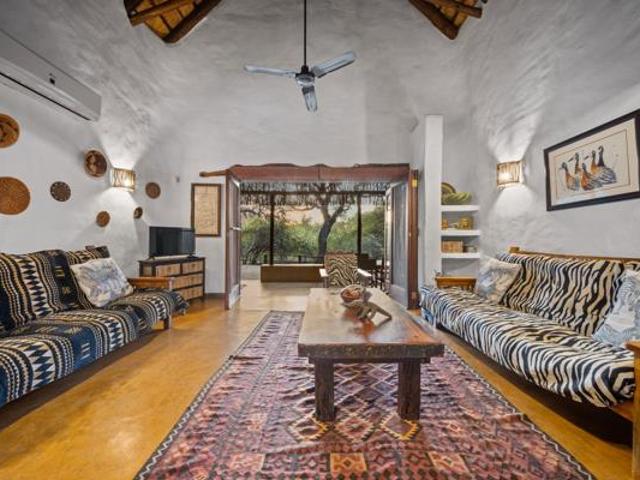3 Bedroom House in Raptors View Wildlife Estate