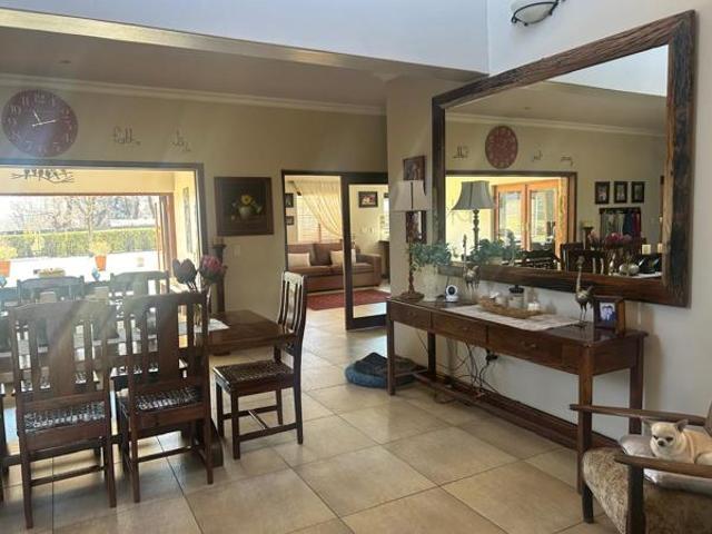 3 Bedroom House in Raslouw AH