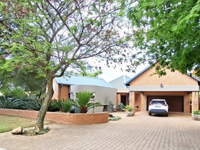 3 Bedroom House in Retire at Midstream
