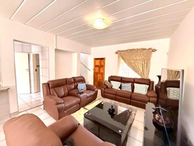 3 Bedroom House in Reyno Ridge