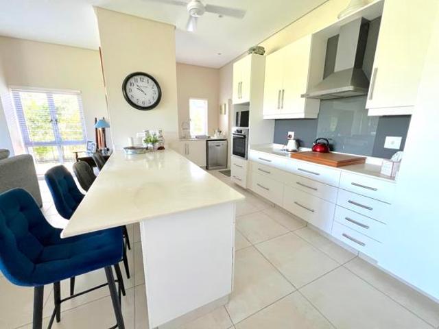 3 Bedroom House in Renishaw Hills