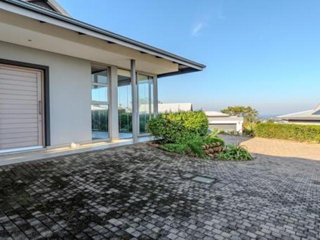 3 Bedroom House in Renishaw Hills