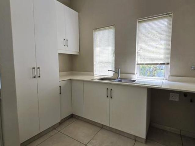 3 Bedroom House in Renishaw Hills
