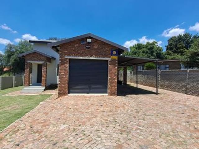3 Bedroom House in Rensburg