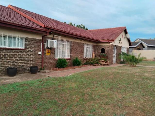 3 Bedroom House in Rensburg