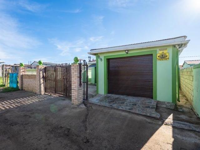 3 Bedroom House in Rhini
