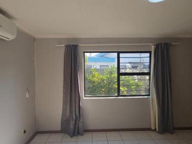 3 Bedroom House in Rhodesdene