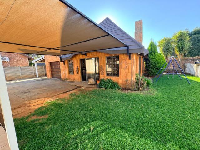 3 Bedroom House in Rhodesdene
