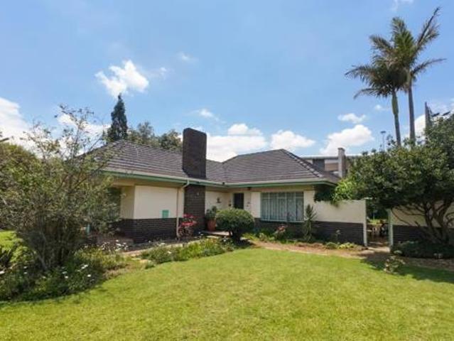 3 Bedroom House in Rhodesfield