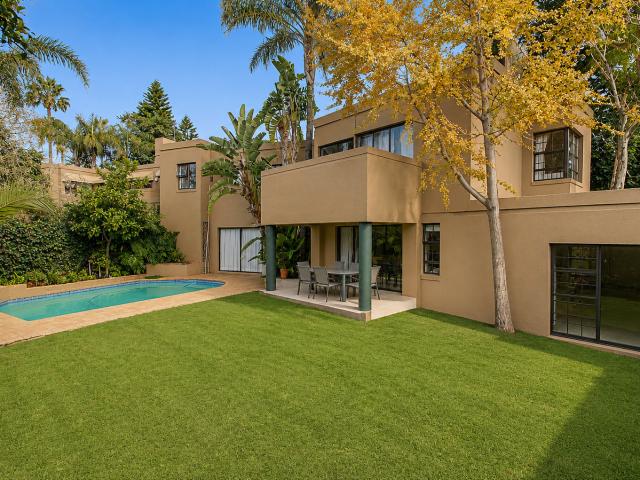 3 Bedroom House in River Club