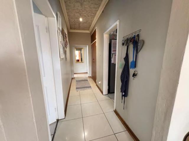 3 Bedroom House in Riviera