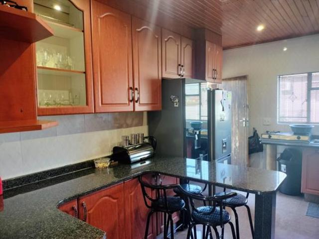 3 Bedroom House in Richview