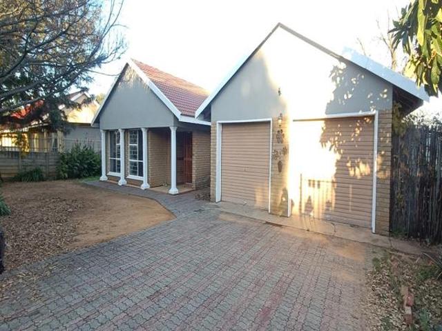 3 Bedroom House in Riebeeckstad