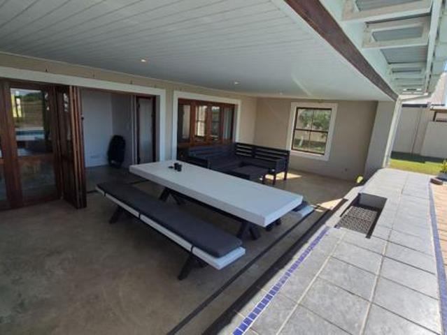 3 Bedroom House in Riebeek Kasteel
