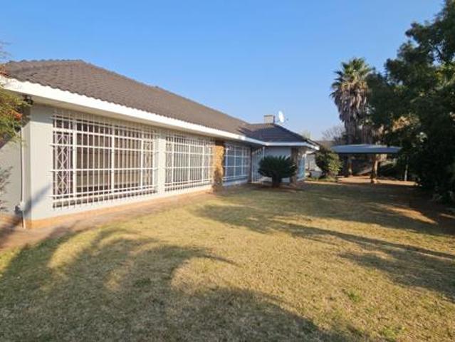 3 Bedroom House in Risiville