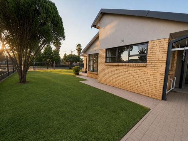 3 Bedroom House in Risiville