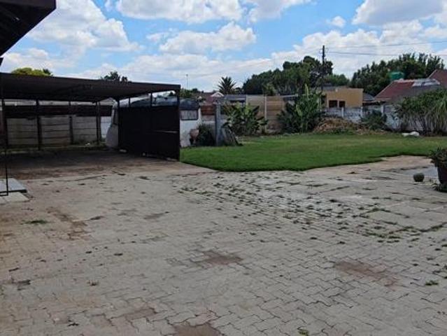 3 Bedroom House in Risiville