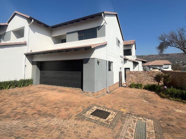 3 Bedroom House in Ruimsig
