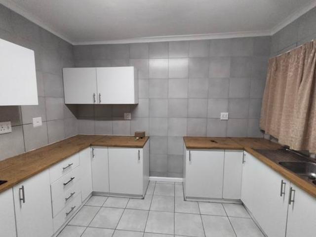 3 Bedroom House in Rustdal