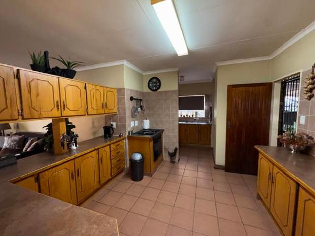 3 Bedroom House in Rustenburg Central