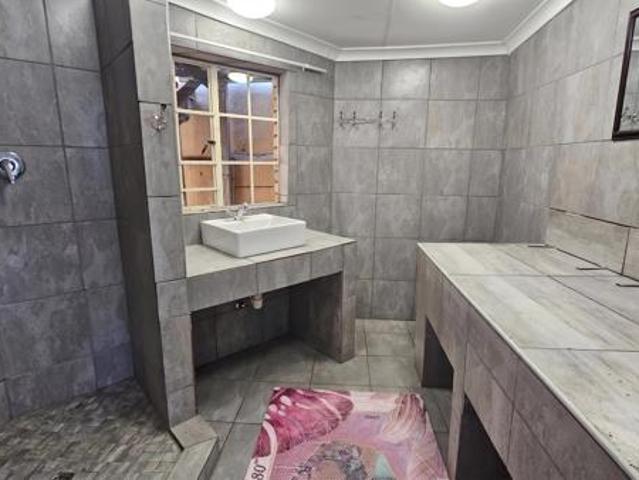 3 Bedroom House in Rustenburg Central