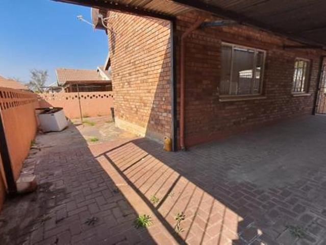 3 Bedroom House in Rustenburg North