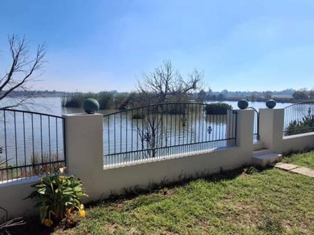 3 Bedroom House in Rynfield