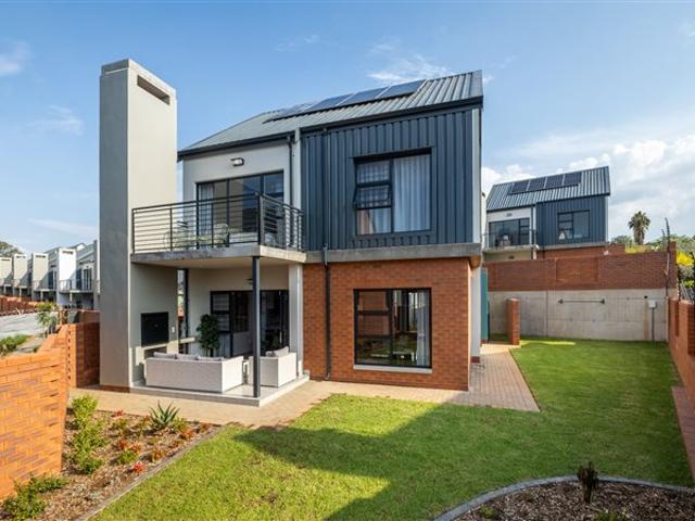 3 Bedroom House in Woodmead