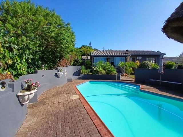 3 Bedroom House in Woodgrange