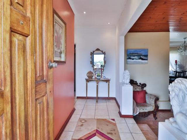 3 Bedroom House in Woodlands