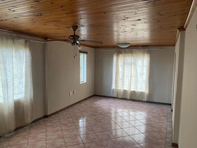 3 Bedroom House in Woodlands