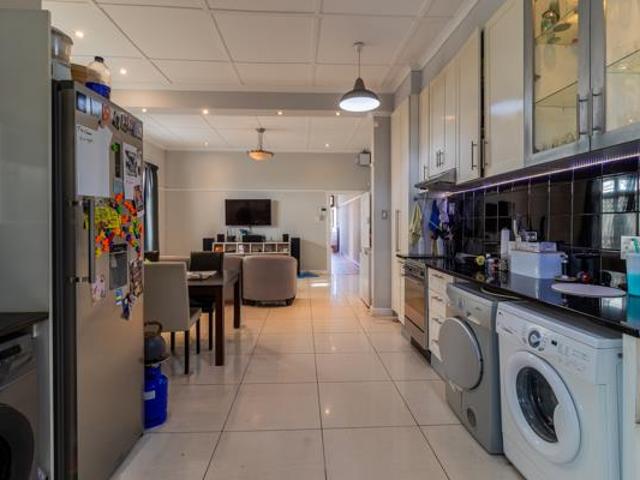 3 Bedroom House in Woodstock