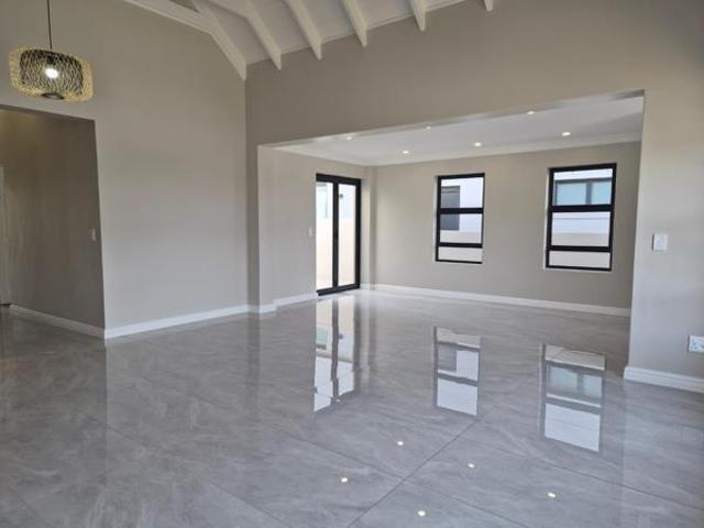 3 Bedroom House in Worcester Central