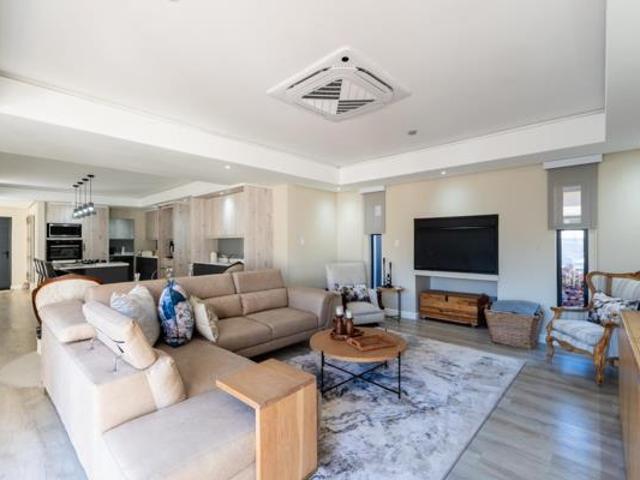 3 Bedroom House in Worcester Central