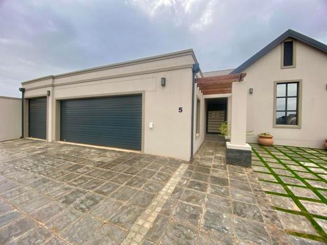 3 Bedroom House in Worcester Central